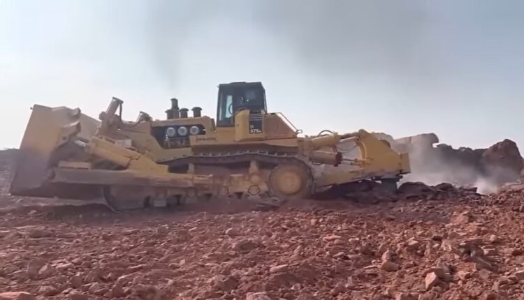 Largest Bulldozers Komatsu D575A